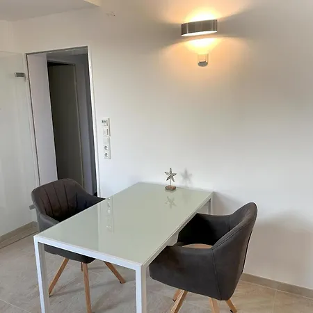 Haus Duenenblick 6 *