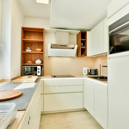 Haus Duenenblick 6 *