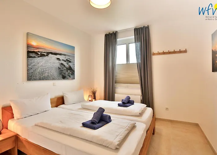 Appartement Haus Duenenblick 6 *